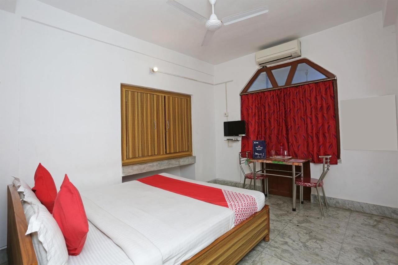 Hotel O New Silver Inn Колката Екстериор снимка