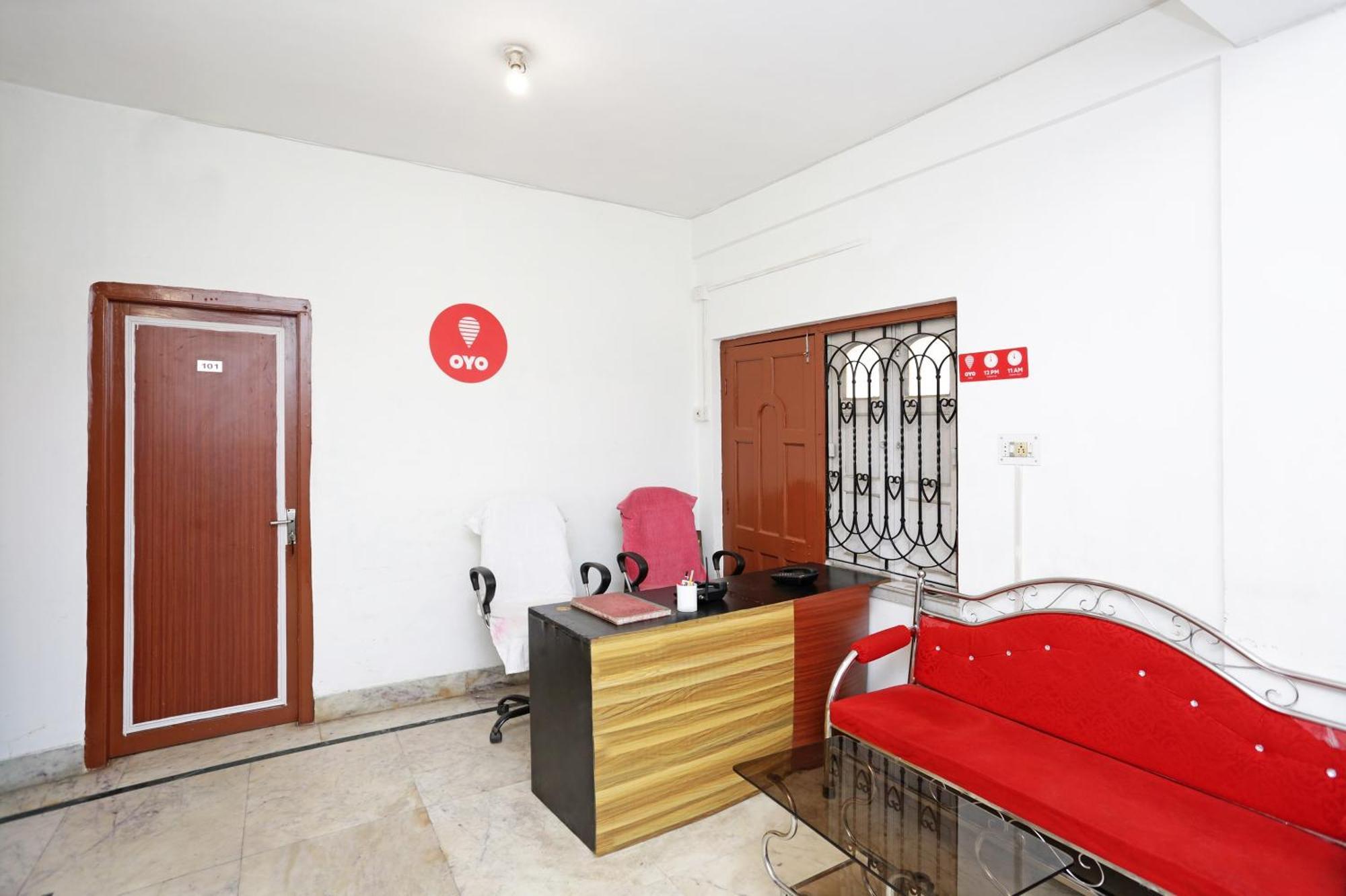 Hotel O New Silver Inn Колката Екстериор снимка