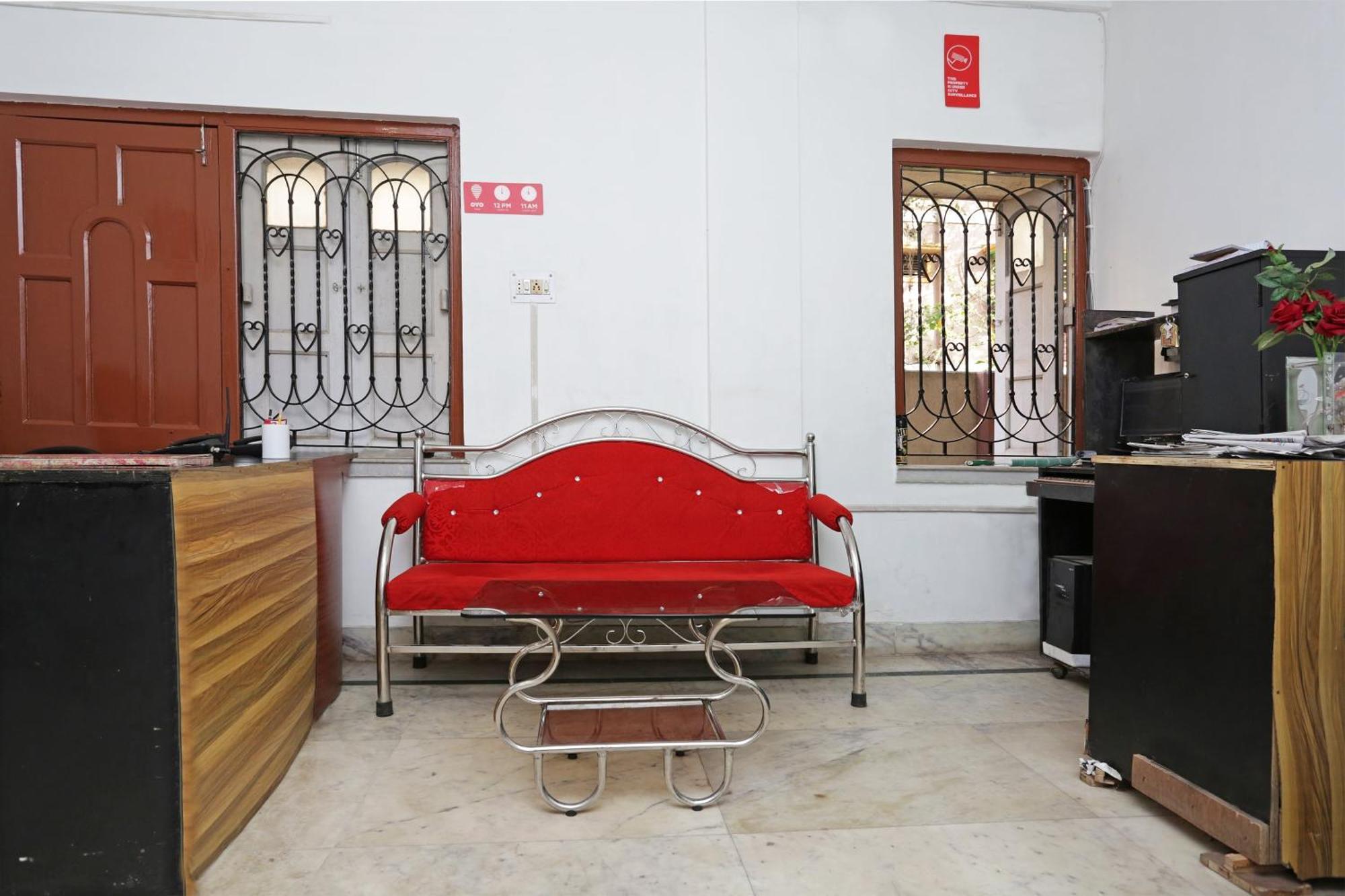 Hotel O New Silver Inn Колката Екстериор снимка