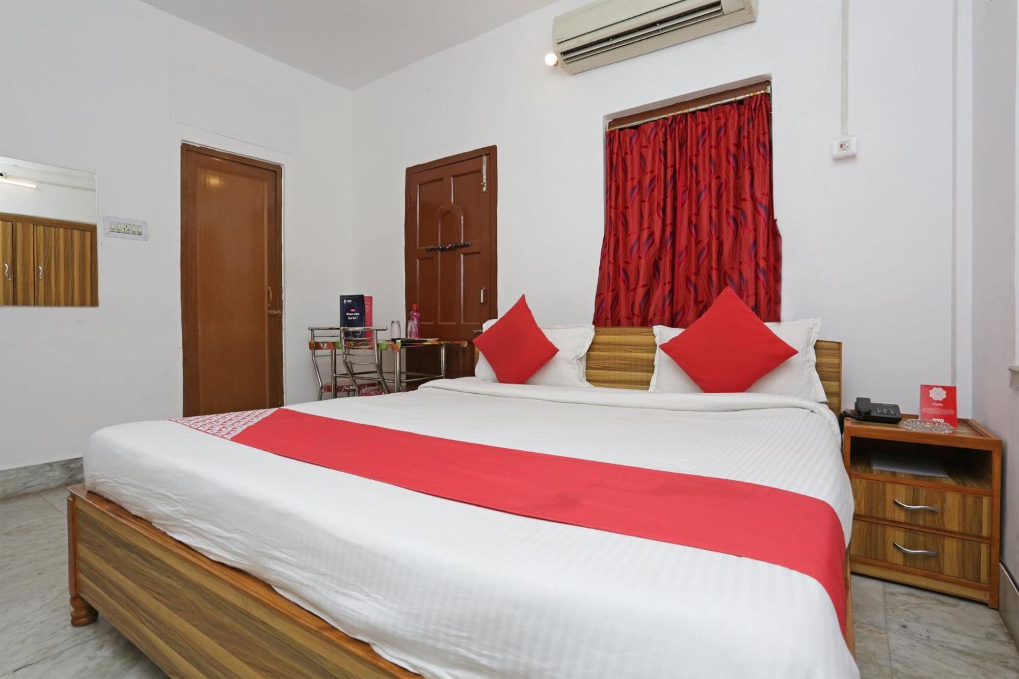 Hotel O New Silver Inn Колката Екстериор снимка